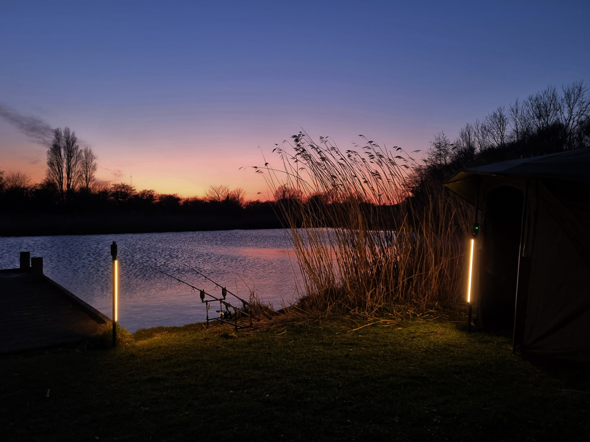 LumiCatch Support appgestuurde campinglamp