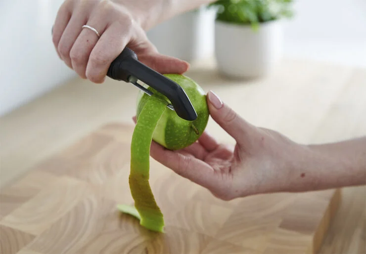 OXO Kartoffelskræller Sort/rustfrit stål