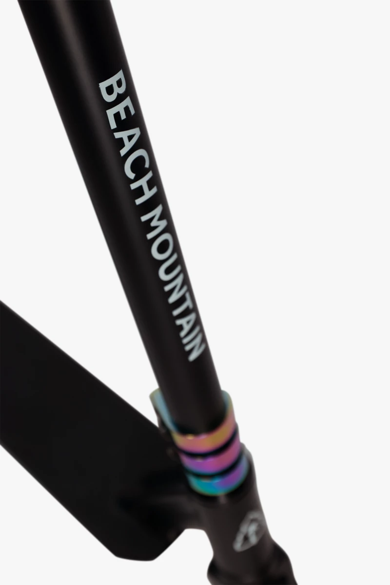 BEACH MOUNTAIN Stunt Neochrome 110 mm Scooter