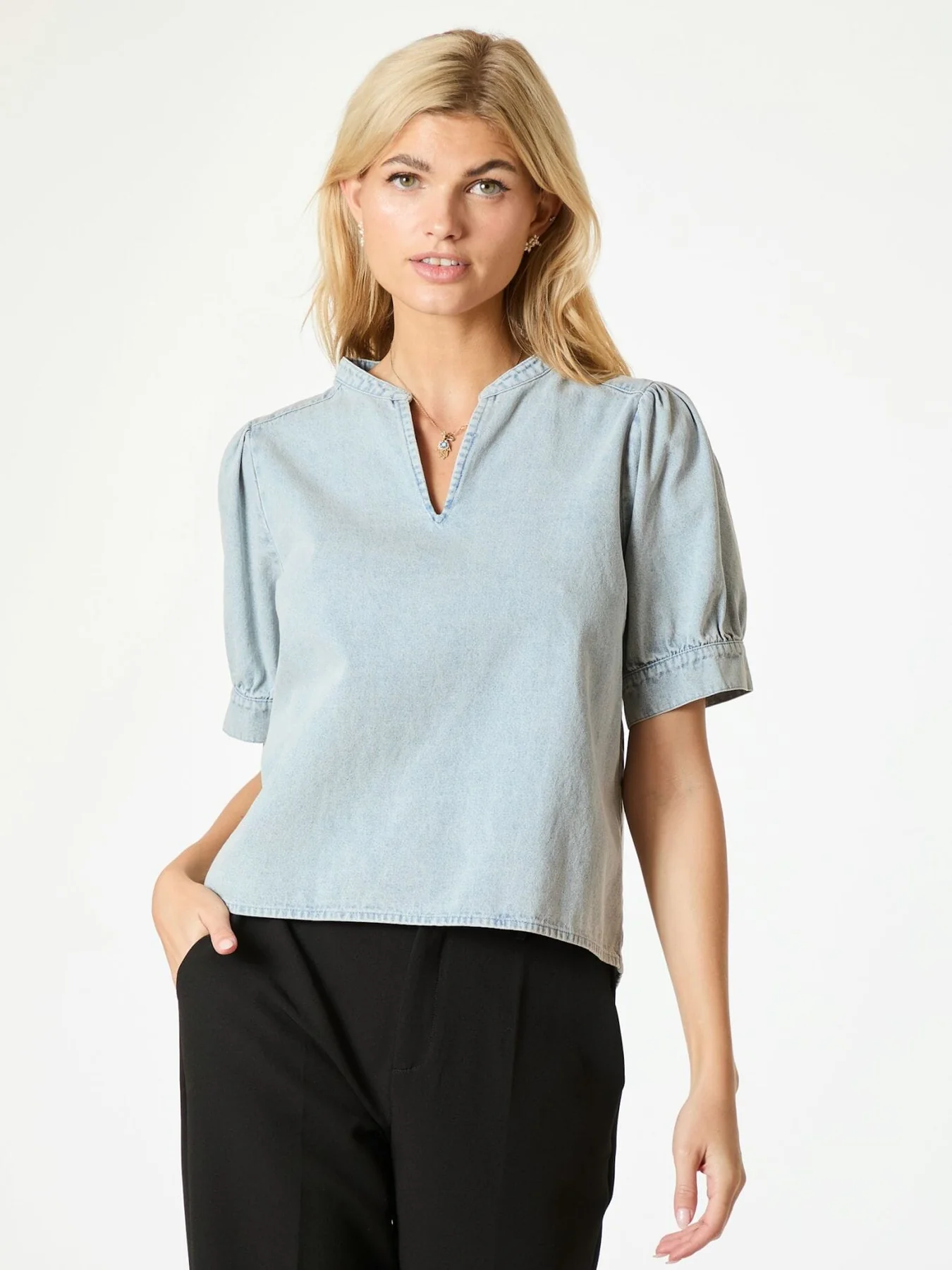 Neo Noir Talja Denim Blouse
