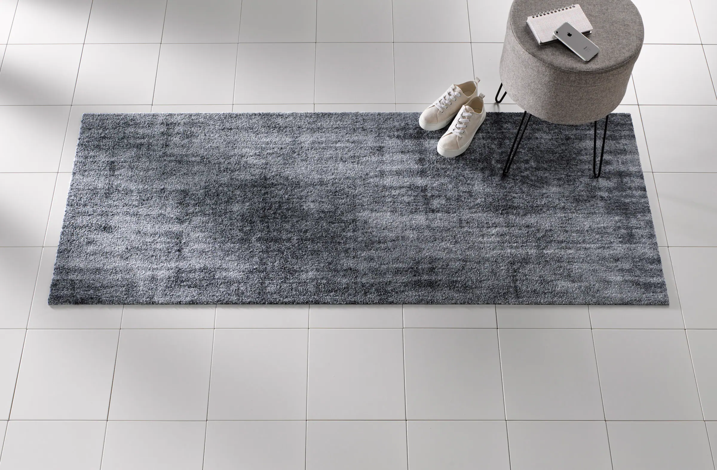 Salonloewe Fußmatte in grau