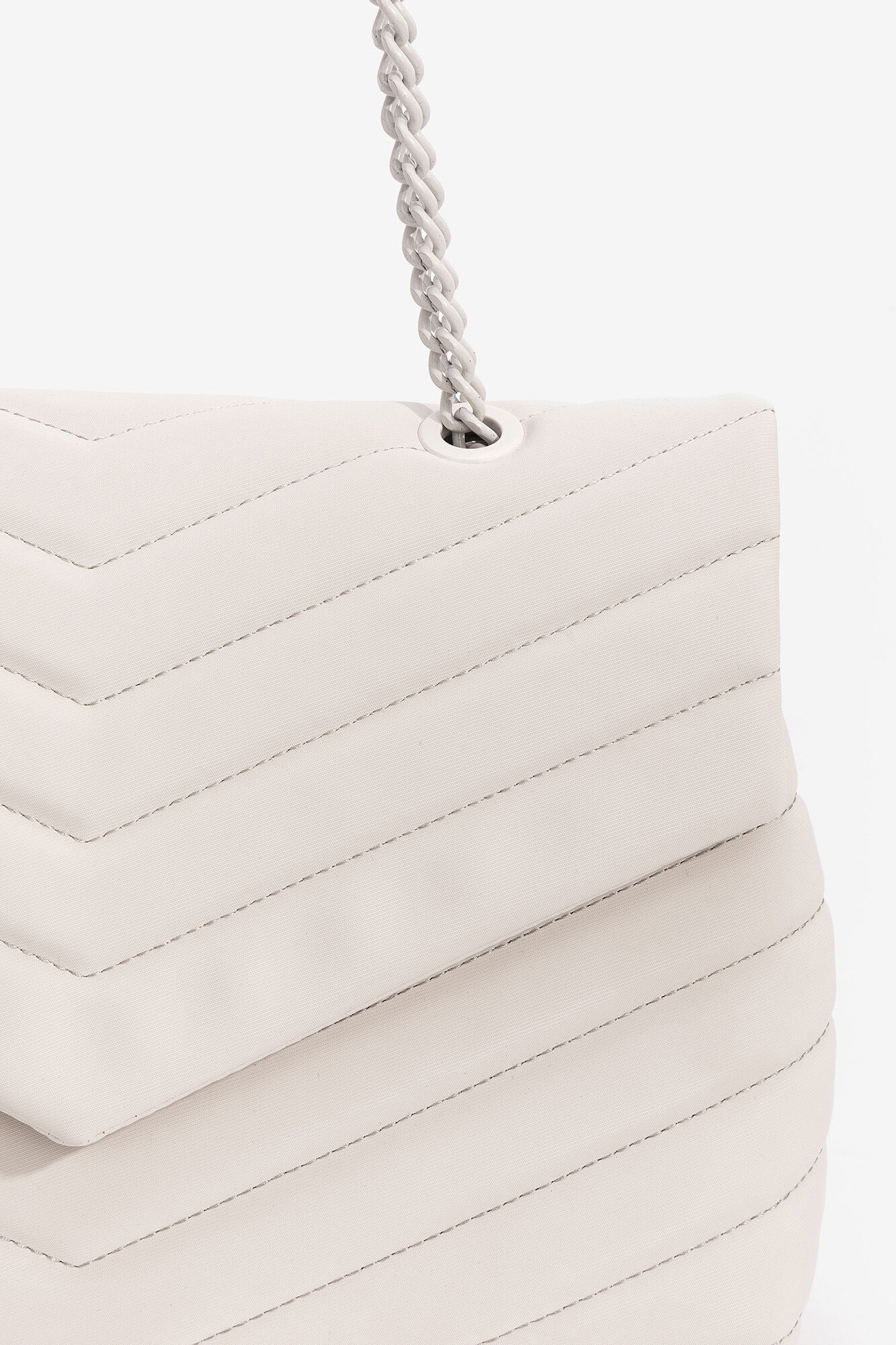 Bolsa de ombro acolchoada com alça combinando - Bege