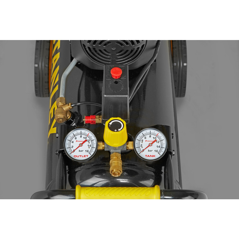 Stanley Fatmax D251/10/24s oliegesmeerde compressor 24L