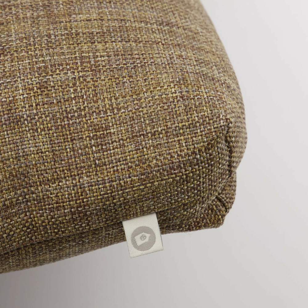 Coussin pour fauteuil avec garnissage fine camel