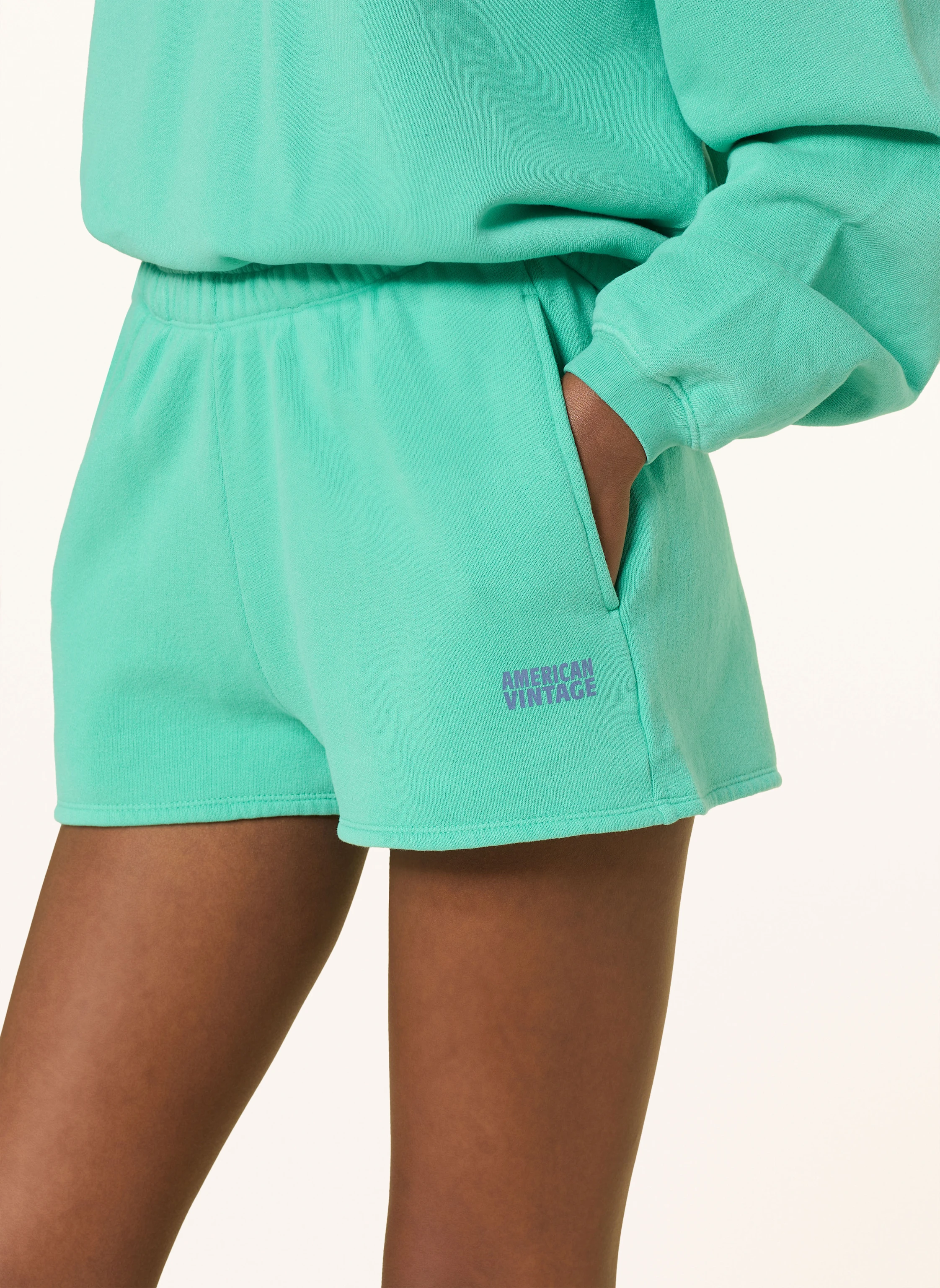 American Vintage Sweatshorts IZUBIRD