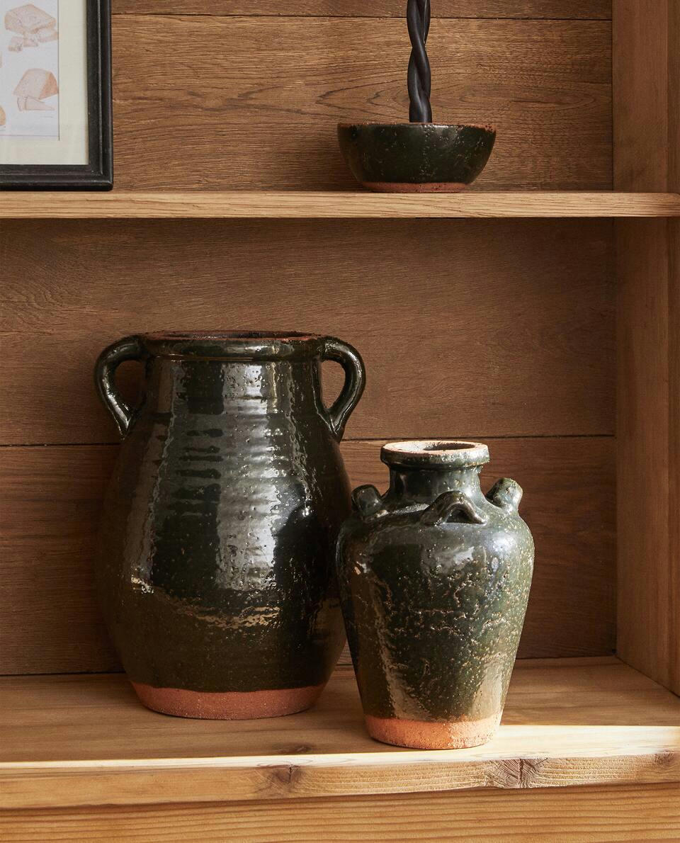 VASO DE CERÂMICA COM ALÇAS