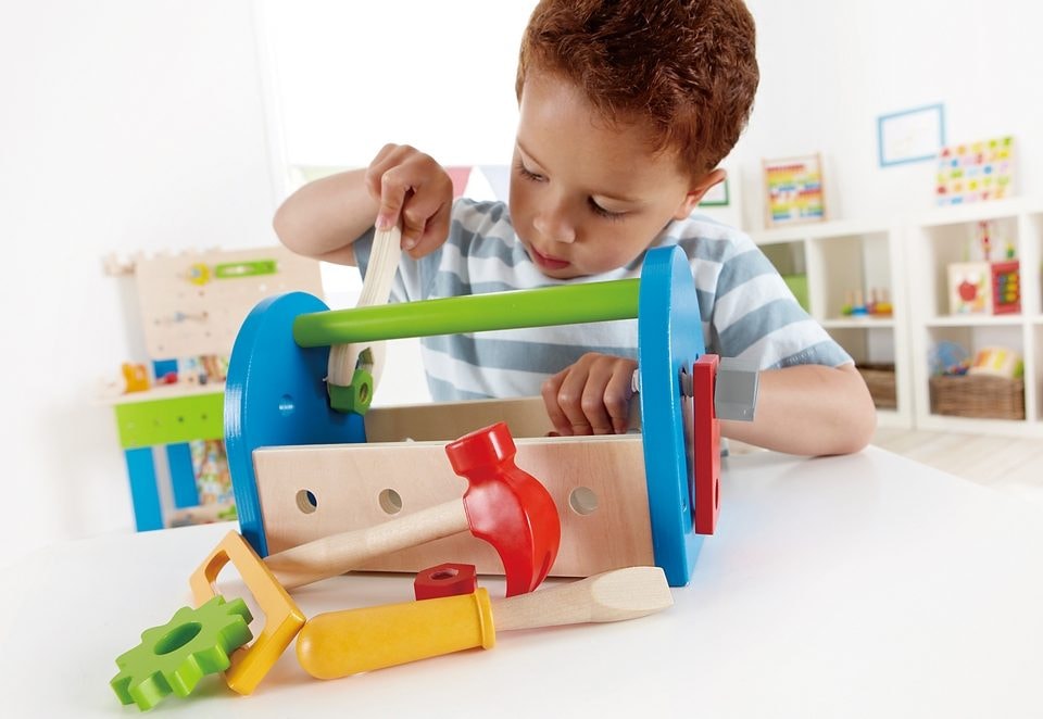 Hape Spielwerkzeugkoffer aus Holz