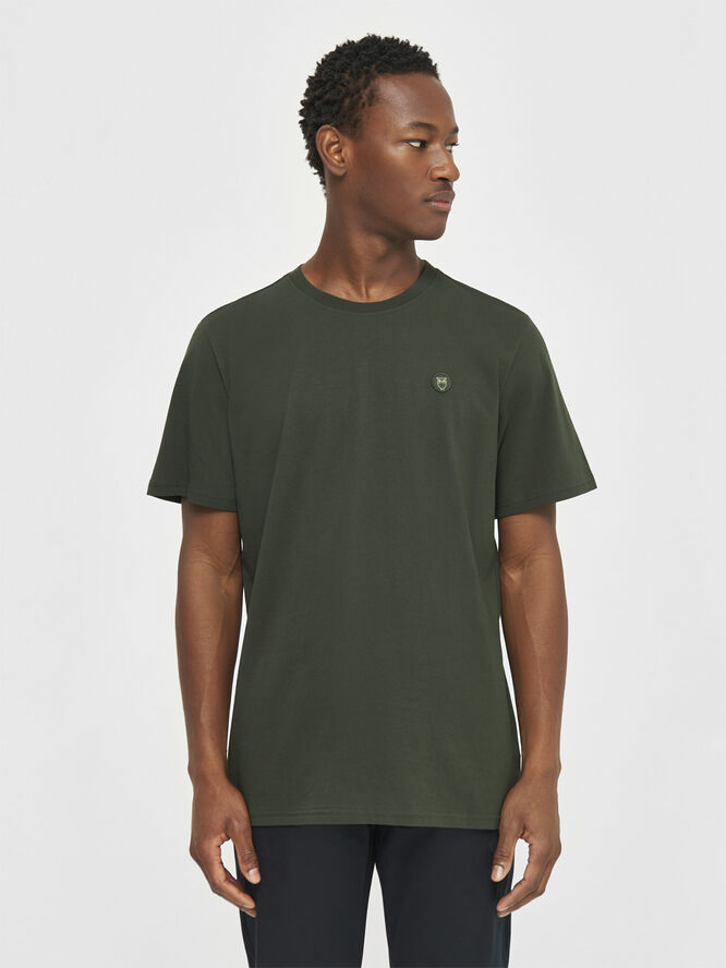Knowledge Cotton Apparel LOKE badge tee - Regenerative Organic Certified� - GOTS/Vegan Grøn