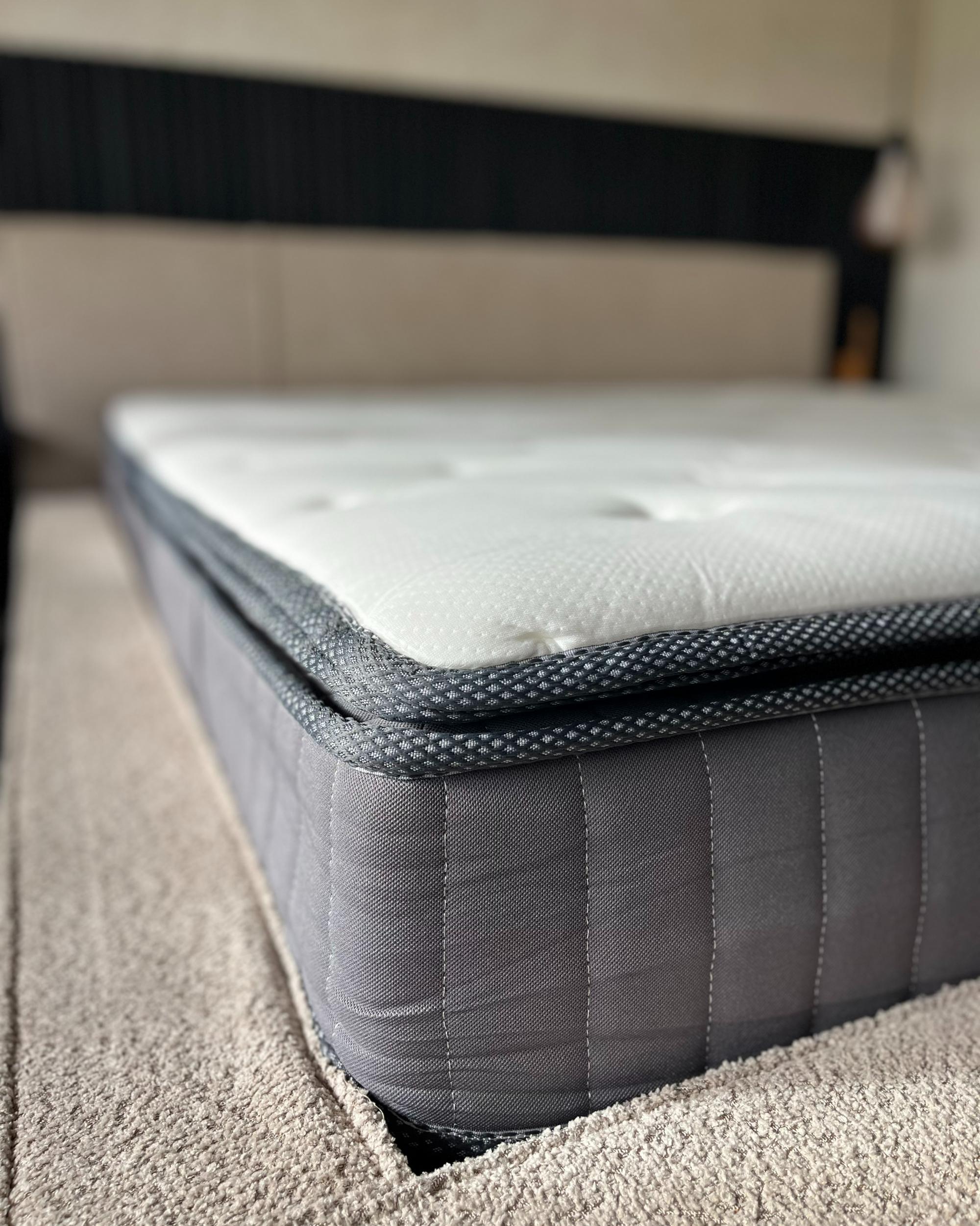 Pocketveringmatras met gel en traagschuim PLEASANT H3/4 Hard 180 x 200 cm