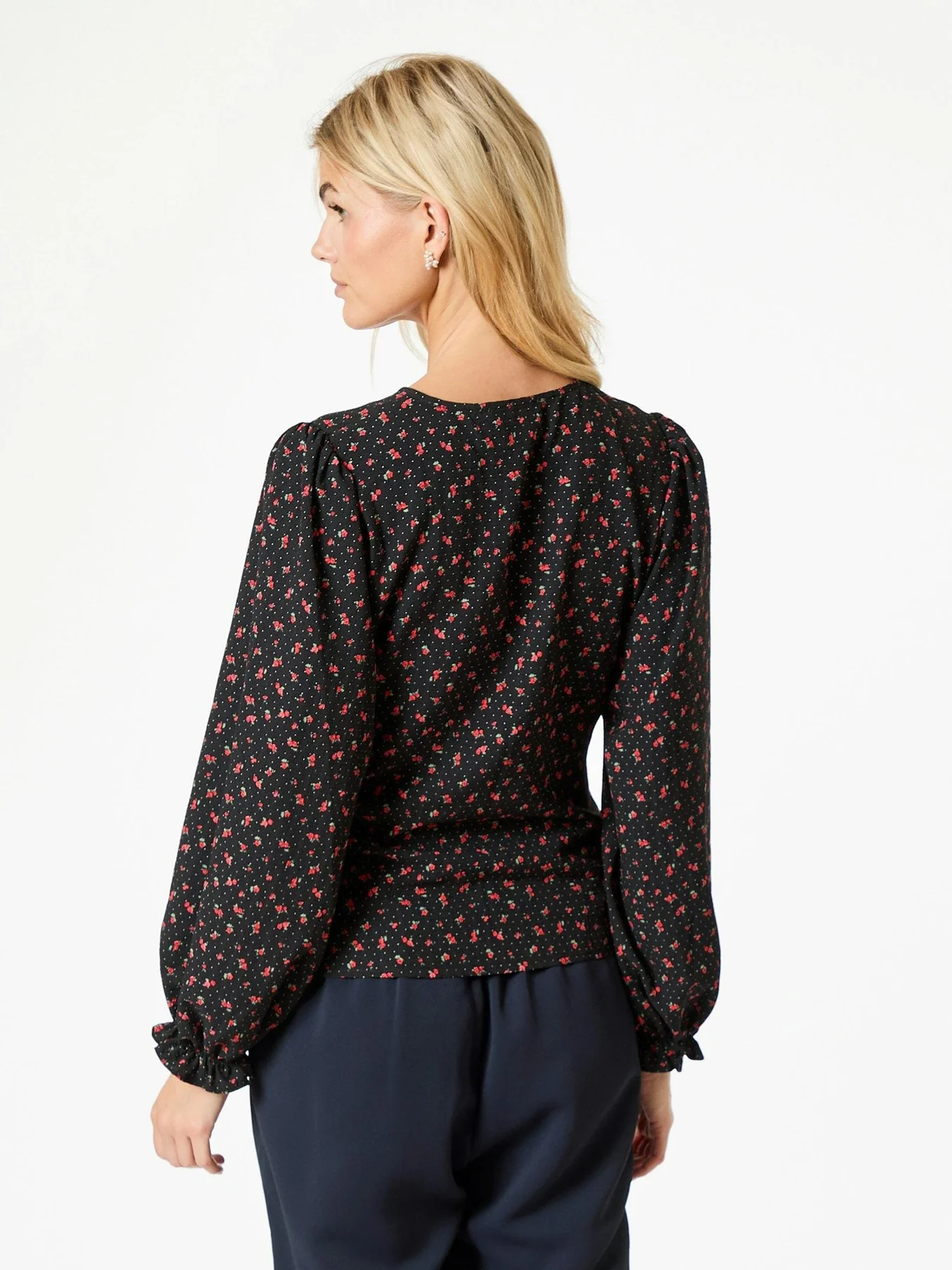 Neo Noir Katinka Floral Dots Blouse