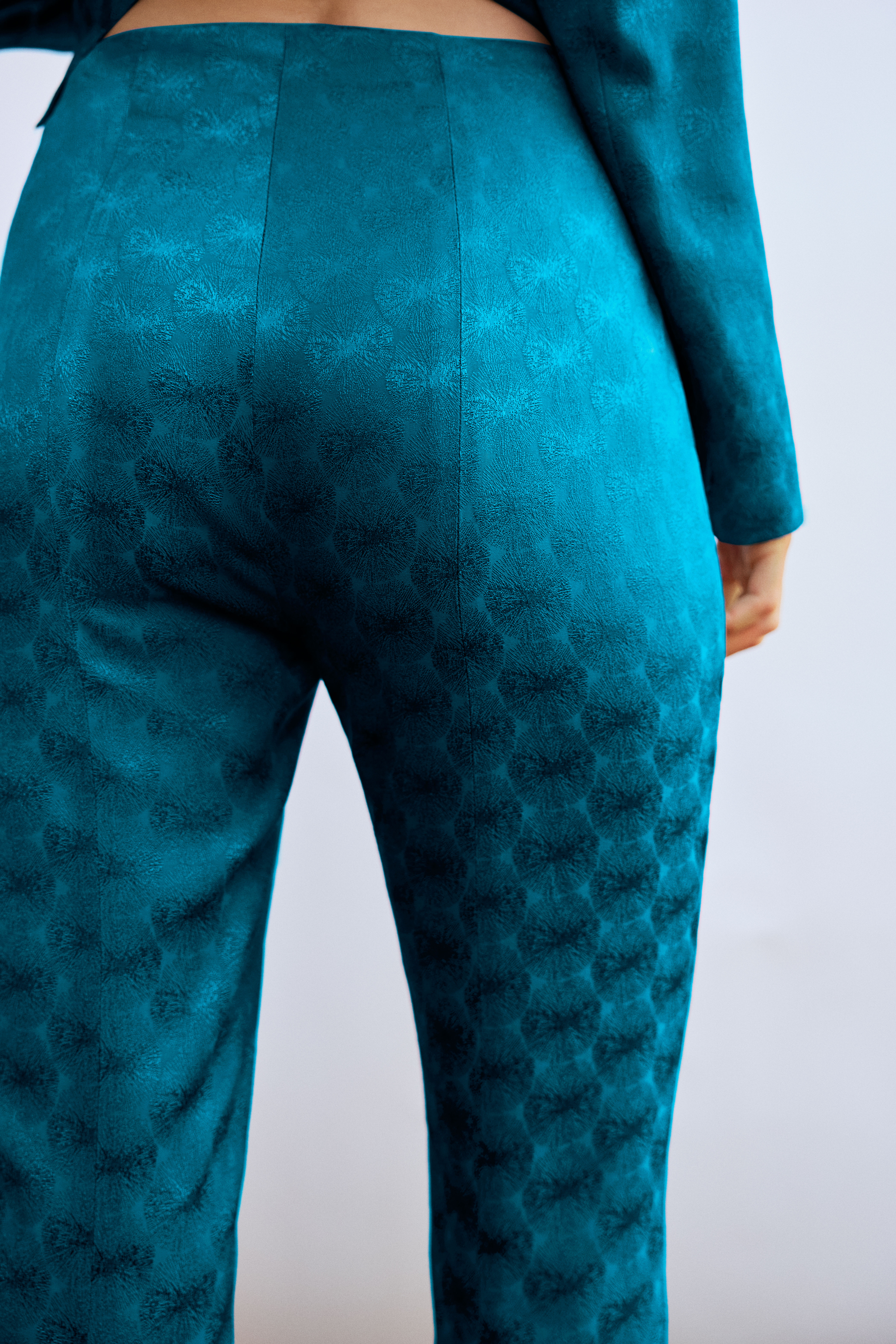 Calça cropped flare Mosaico - Azul
