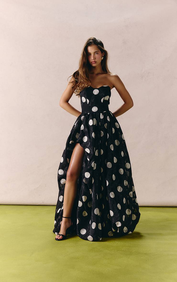 Noir Robe Maxi Bouffante À Pois Surdimensionnés En Jacquard