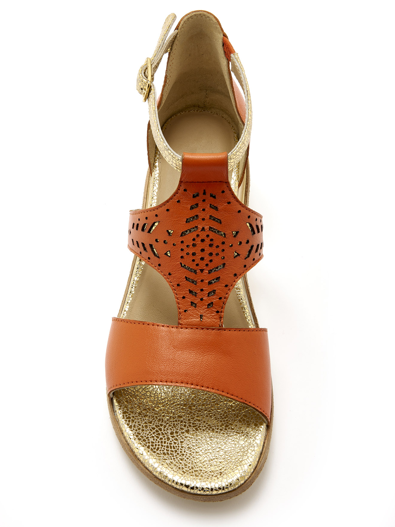 Sandales cuir motifs ajourés