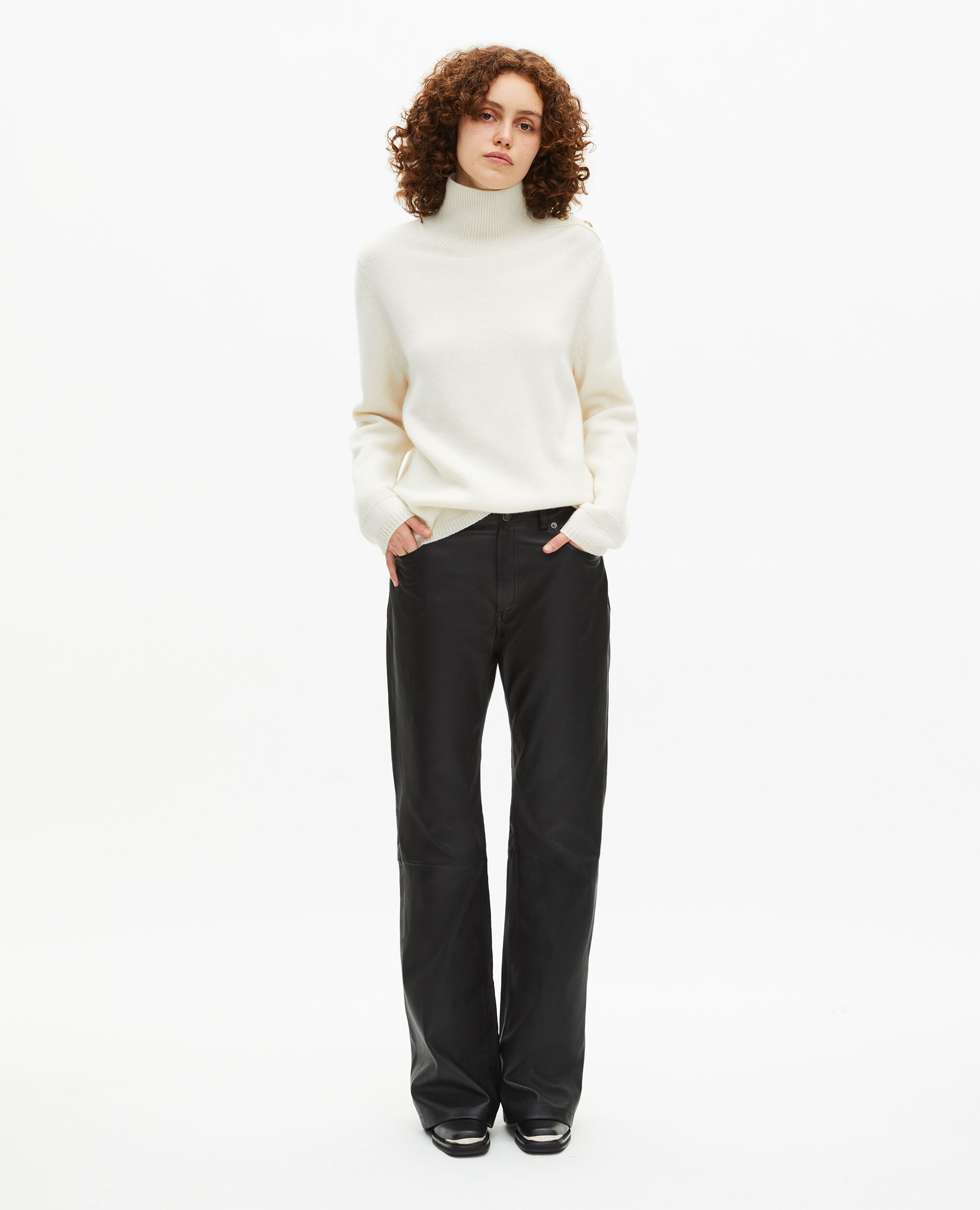 Pull col montant en laine écru