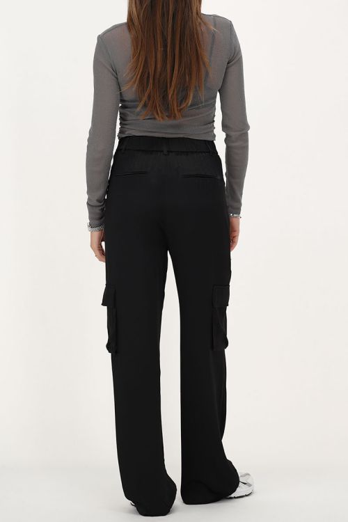 Zwarte cargo wide leg met satijnen look