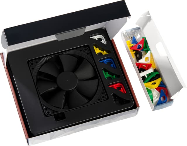 Noctua NF-F12 120mm PWM blæser (chromax.black.swap)