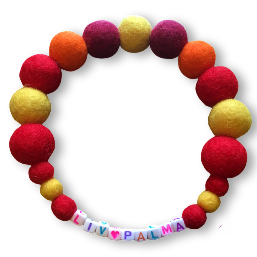 Coleira personalizada para cães com pompons