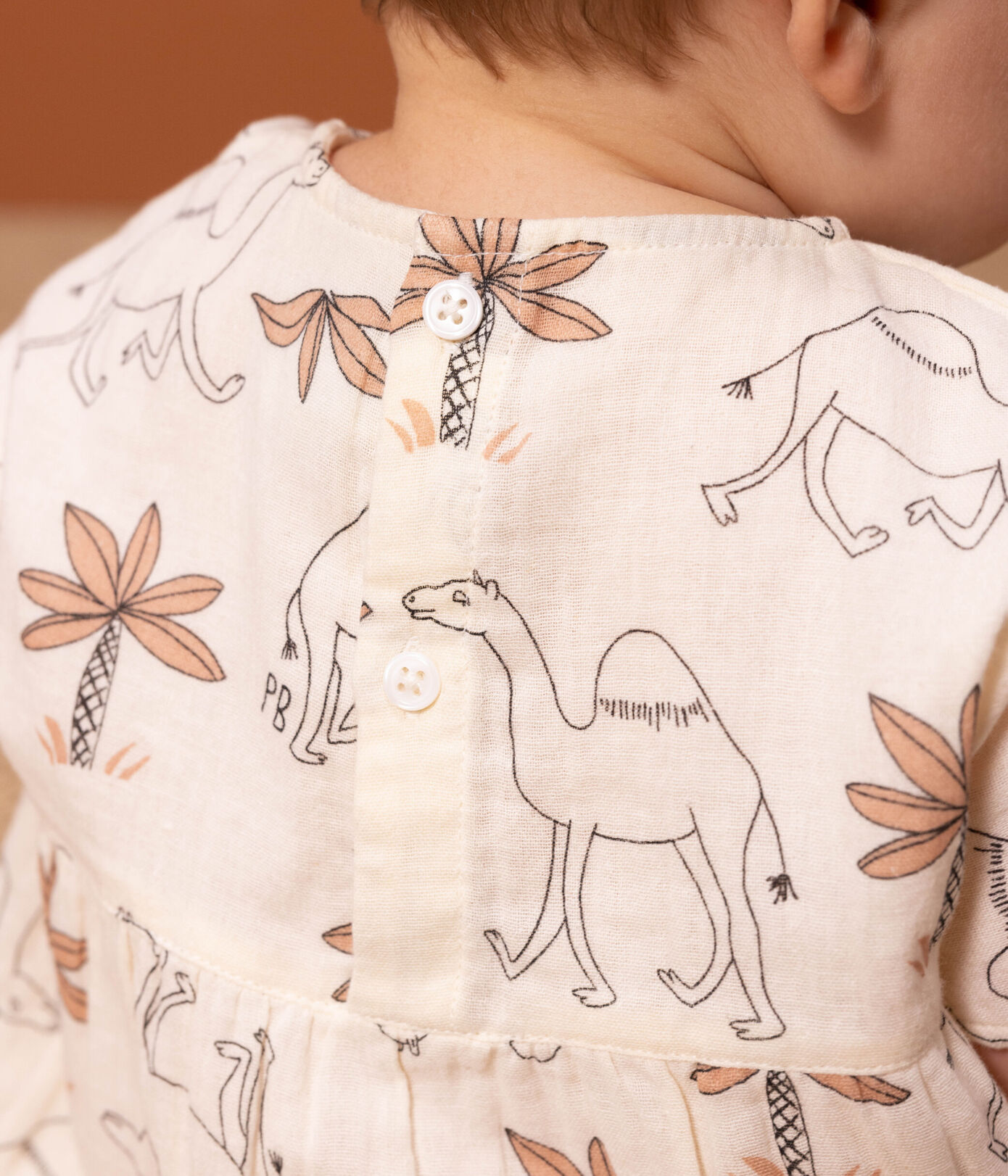 Robe manches courtes bébé en gaze de coton imprimée