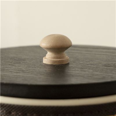 Boîte de rangement en bois et cannage