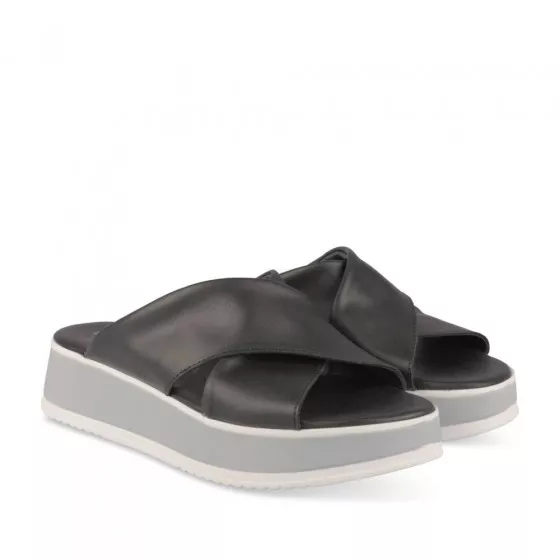 Mules NOIR SINEQUANONE