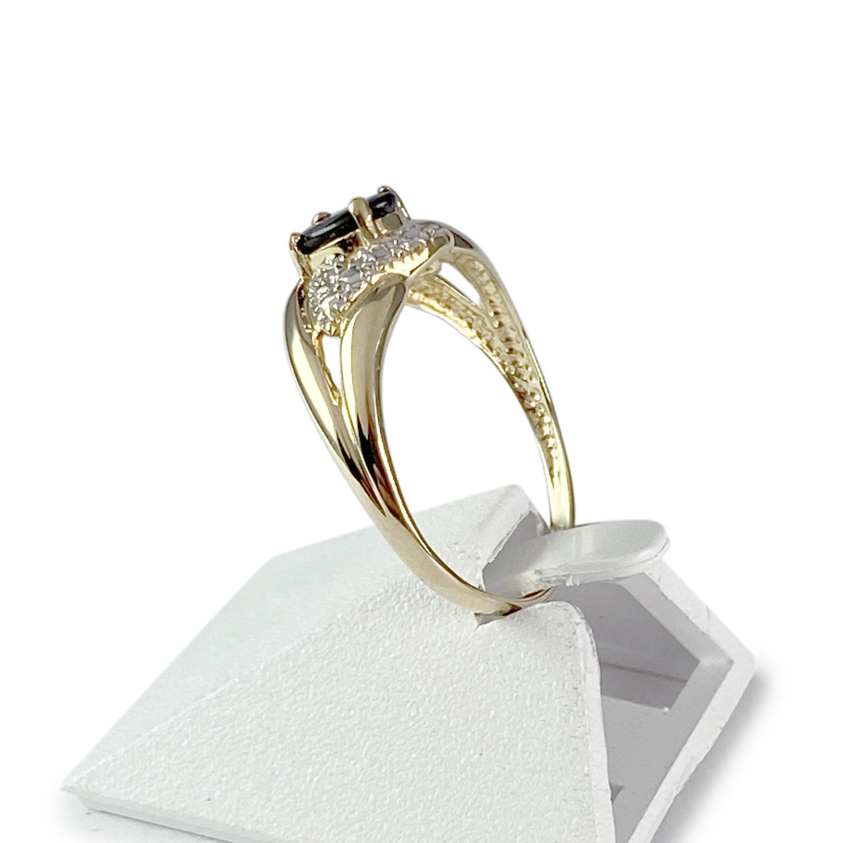 Bague d'occasion or 750 jaune et rhodié saphir