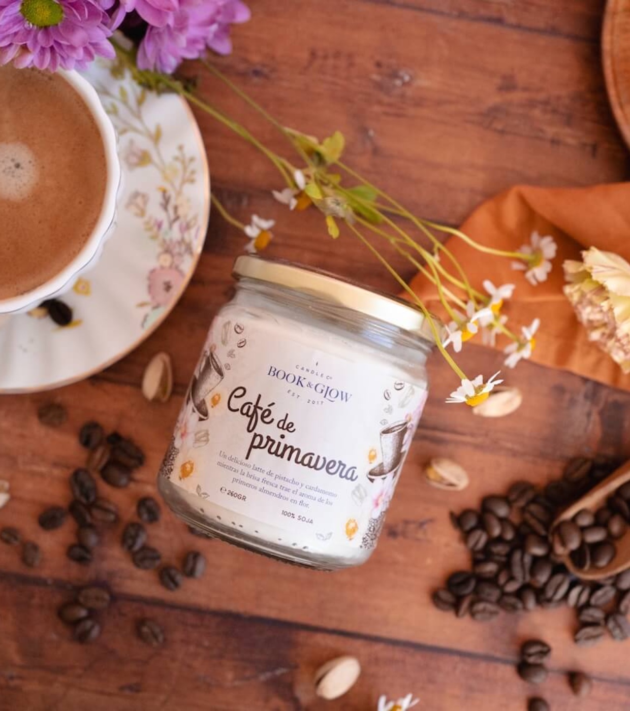 Book and Glow - *Perfect Moments* - Vela de Soja - Café de primavera