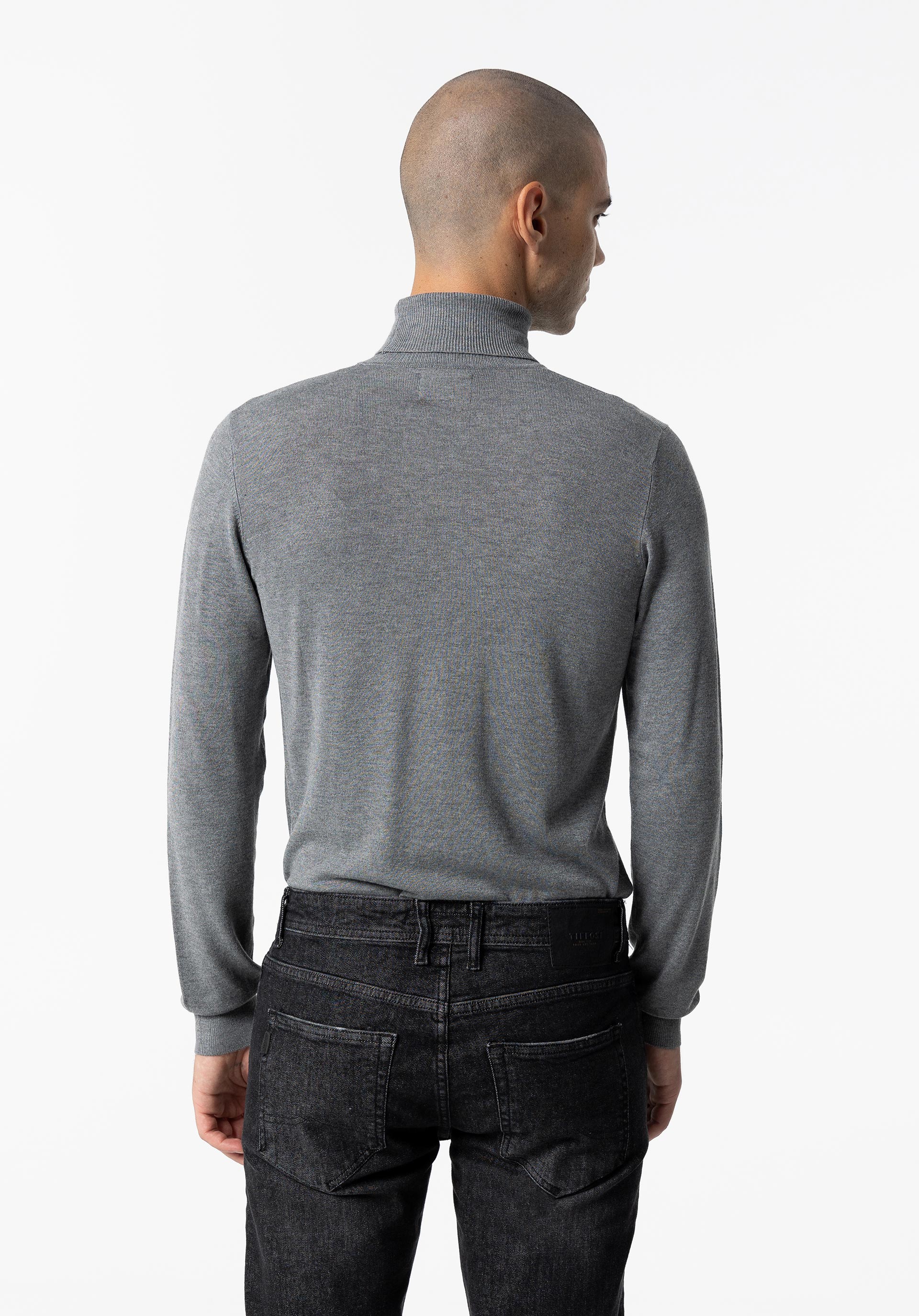 Camisola de Malha Básica de Gola Alta