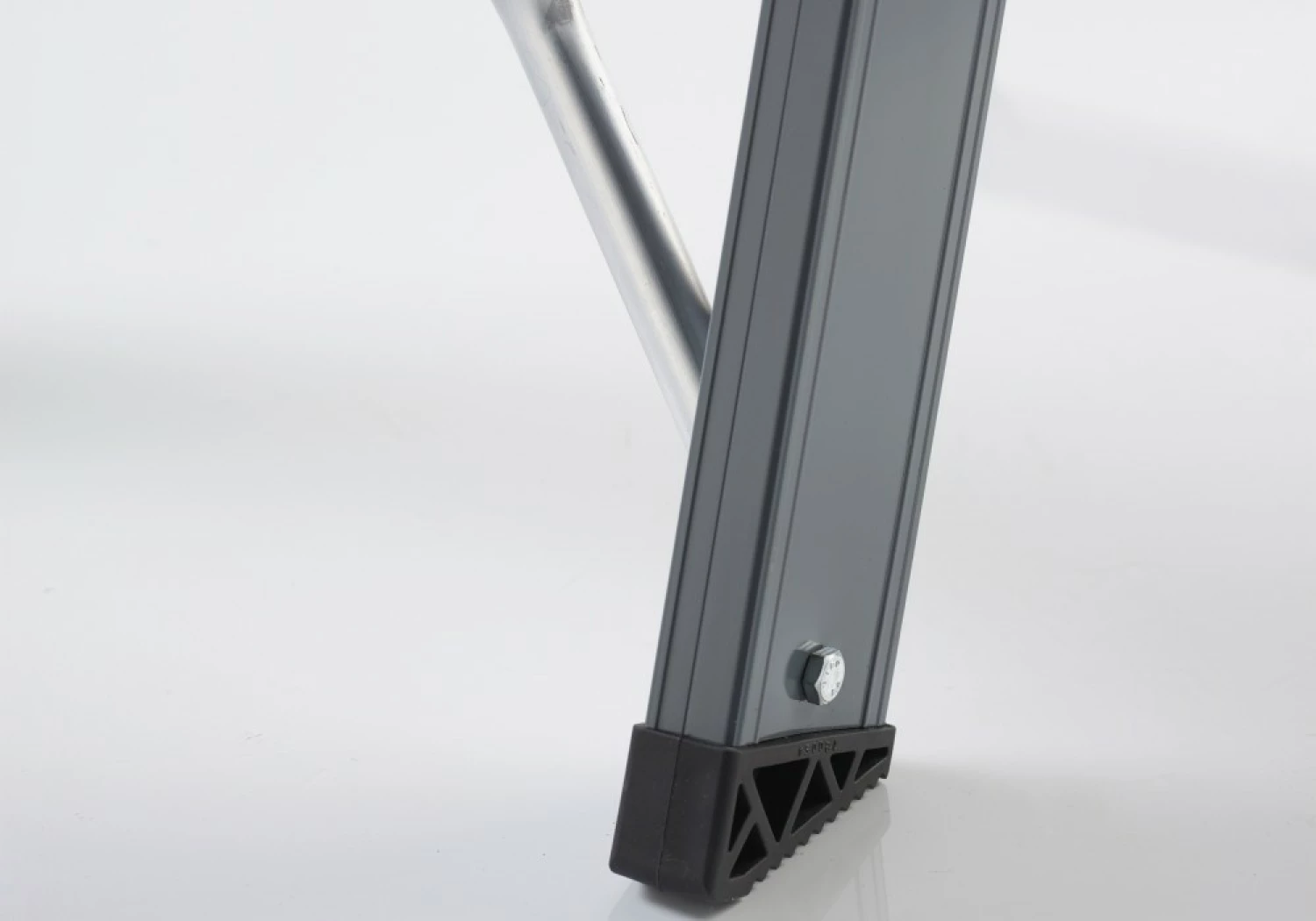 Altrex Falco FDO 8 Dubbele trap - Aluminium met coating - 2 x 8 treden - max. werkhoogte 3.90 m.