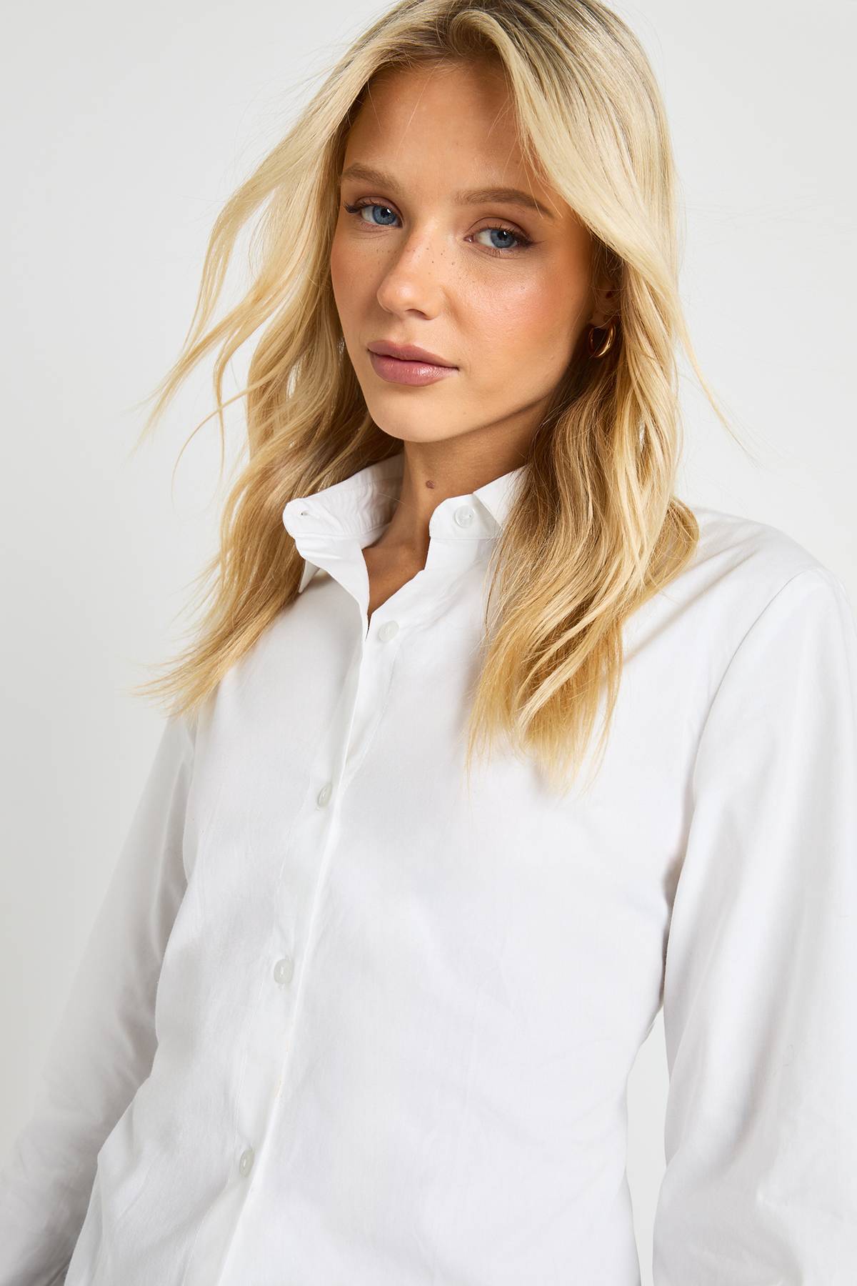 boohoo Chemise Cintrée Ajustée En Popeline De Coton