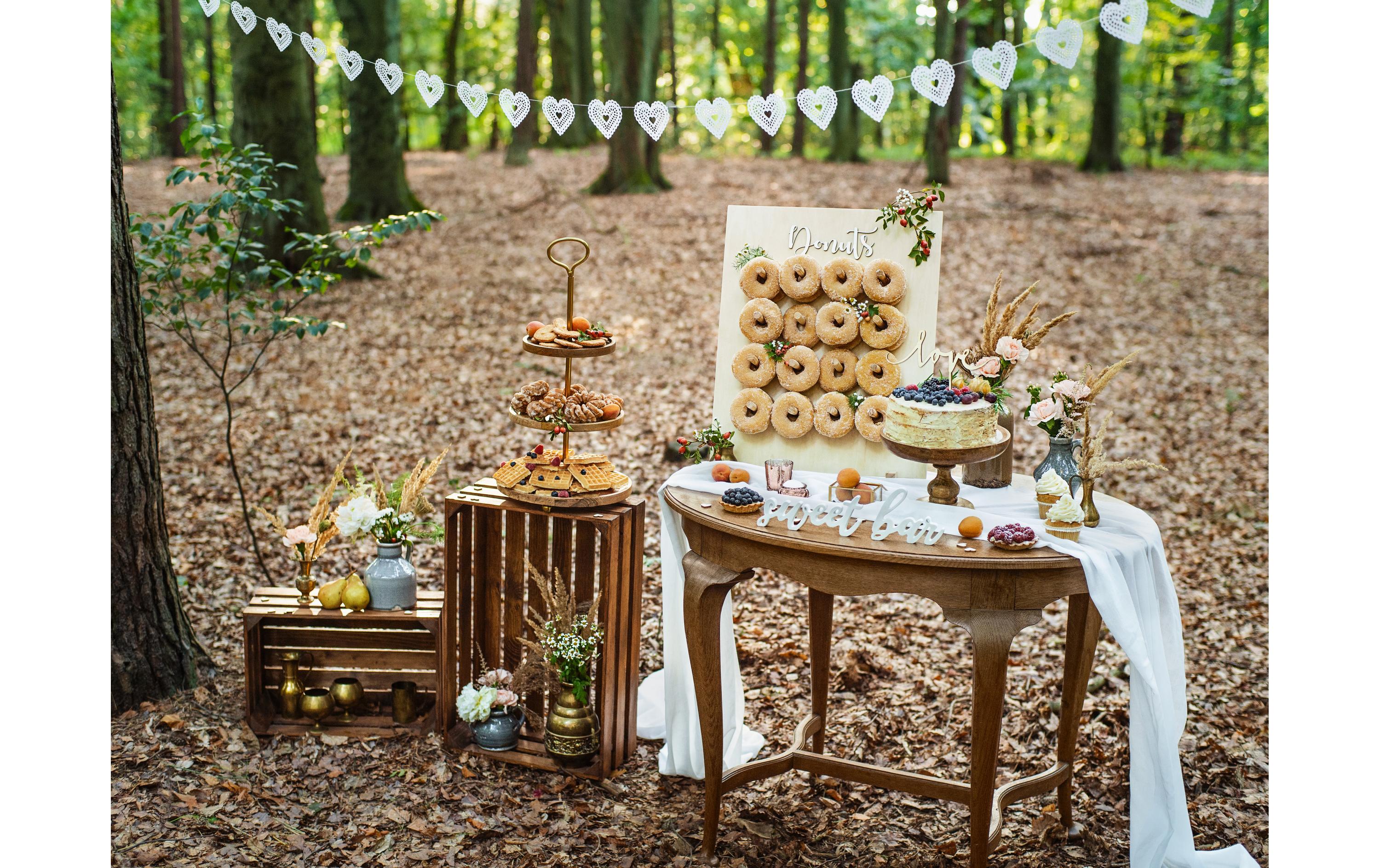 Kuchen-Topper Love 23 x 16 cm, Holz, 1 Stück, BraunCake Topper – Kuchenstecker für die Hochzeitstorte oder als Kuchendekoration für die Verlobungsfeier