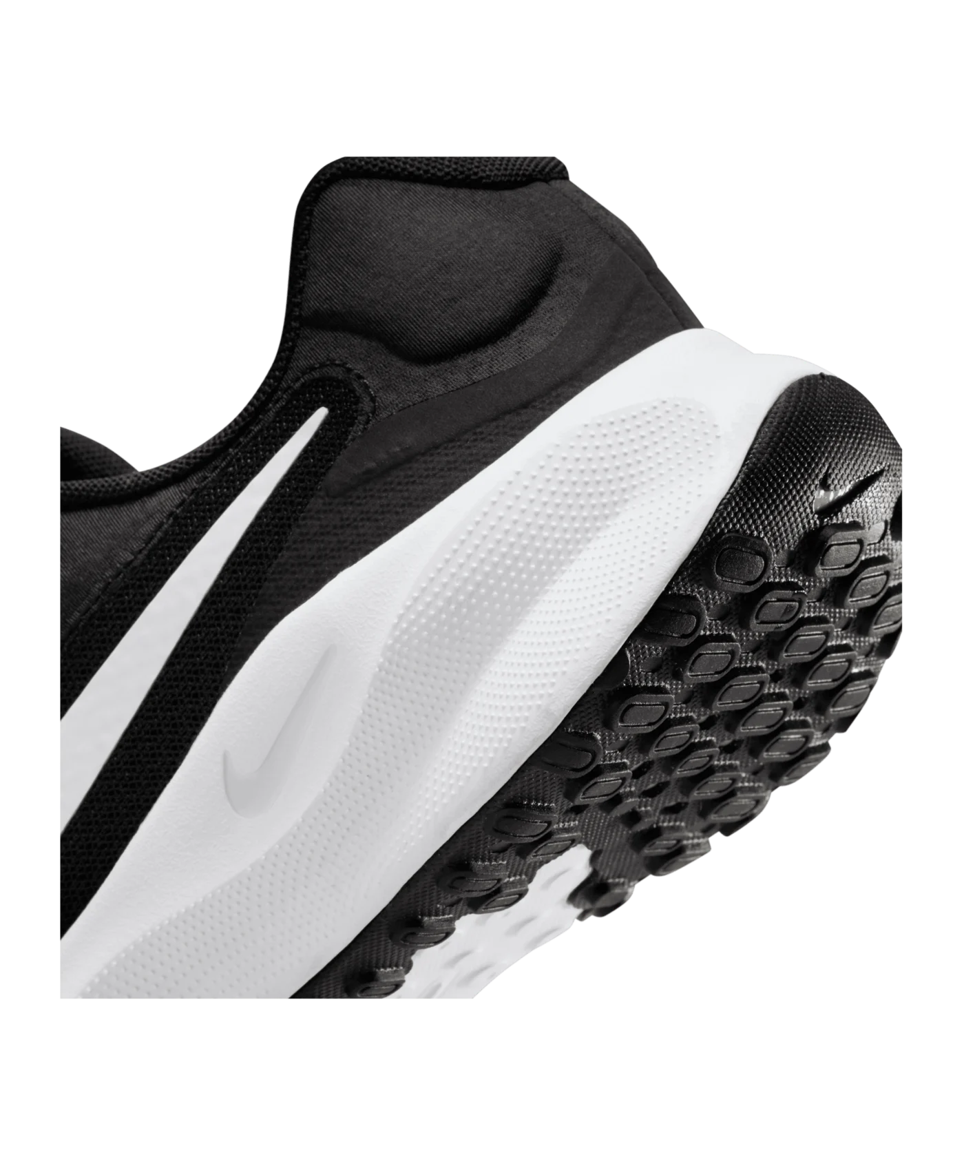 Nike Revolution 7 Road Schwarz F001