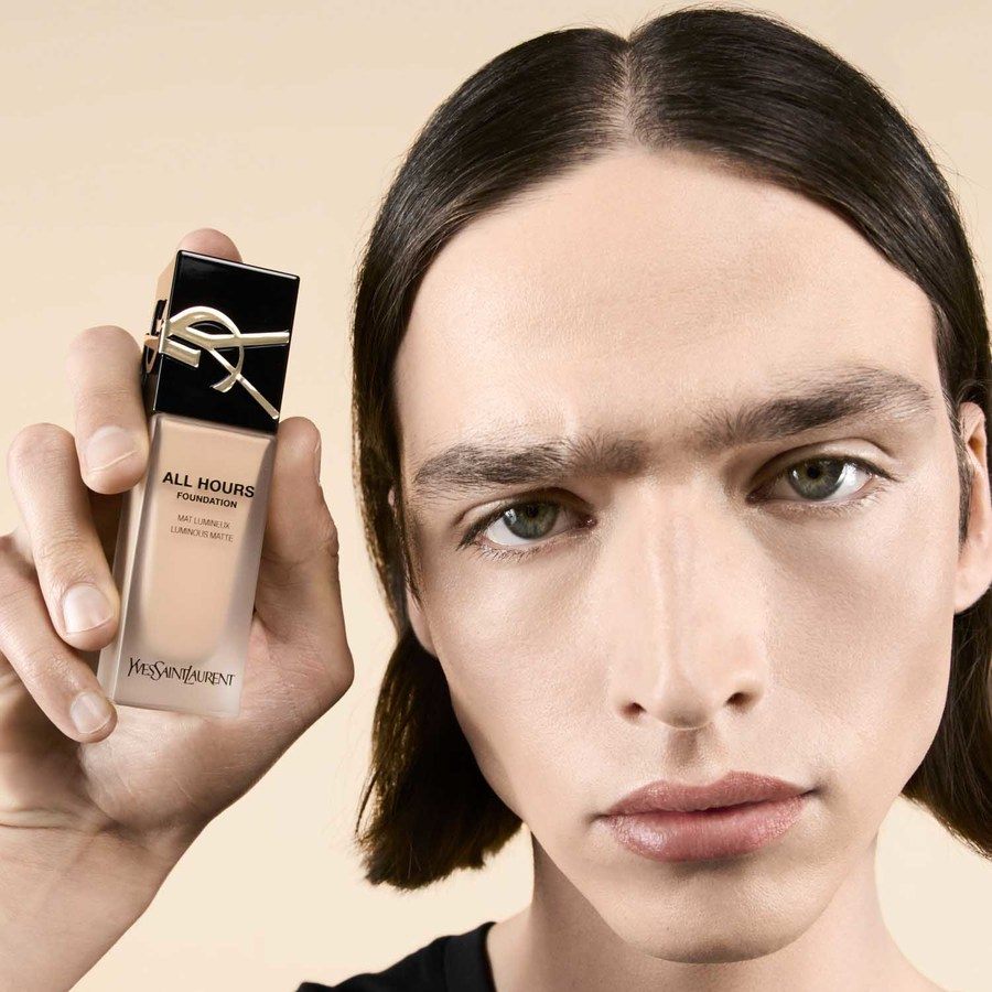Yves Saint Laurent All Hours Foundation LN7 25ml
