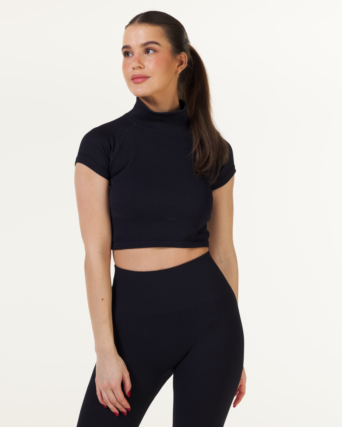 Bumpro Perfect Rib Crop Tee Turtleneck Black