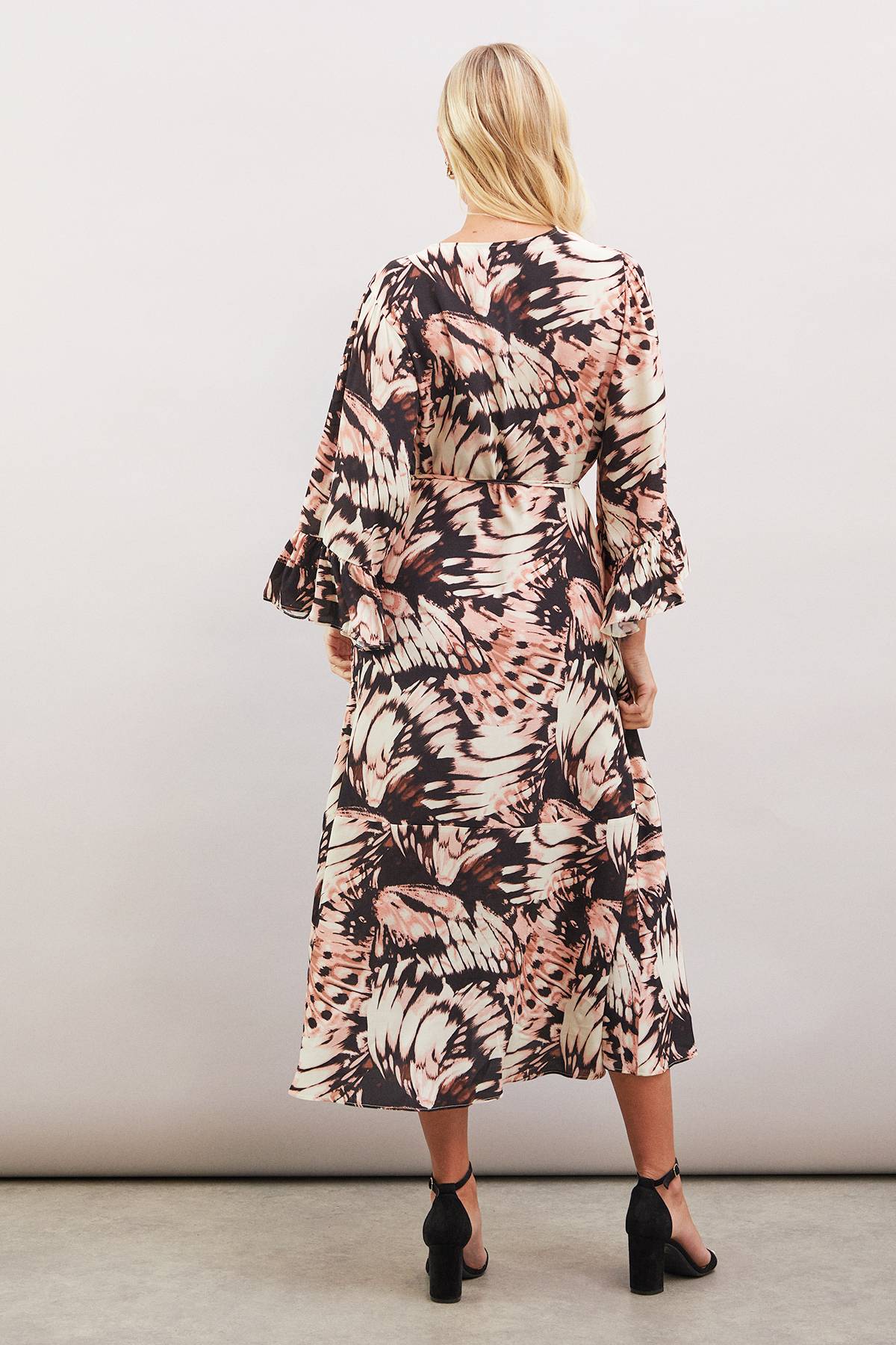 Wallis Petite Robe Portefeuille en Viscose à Imprimé Papillon