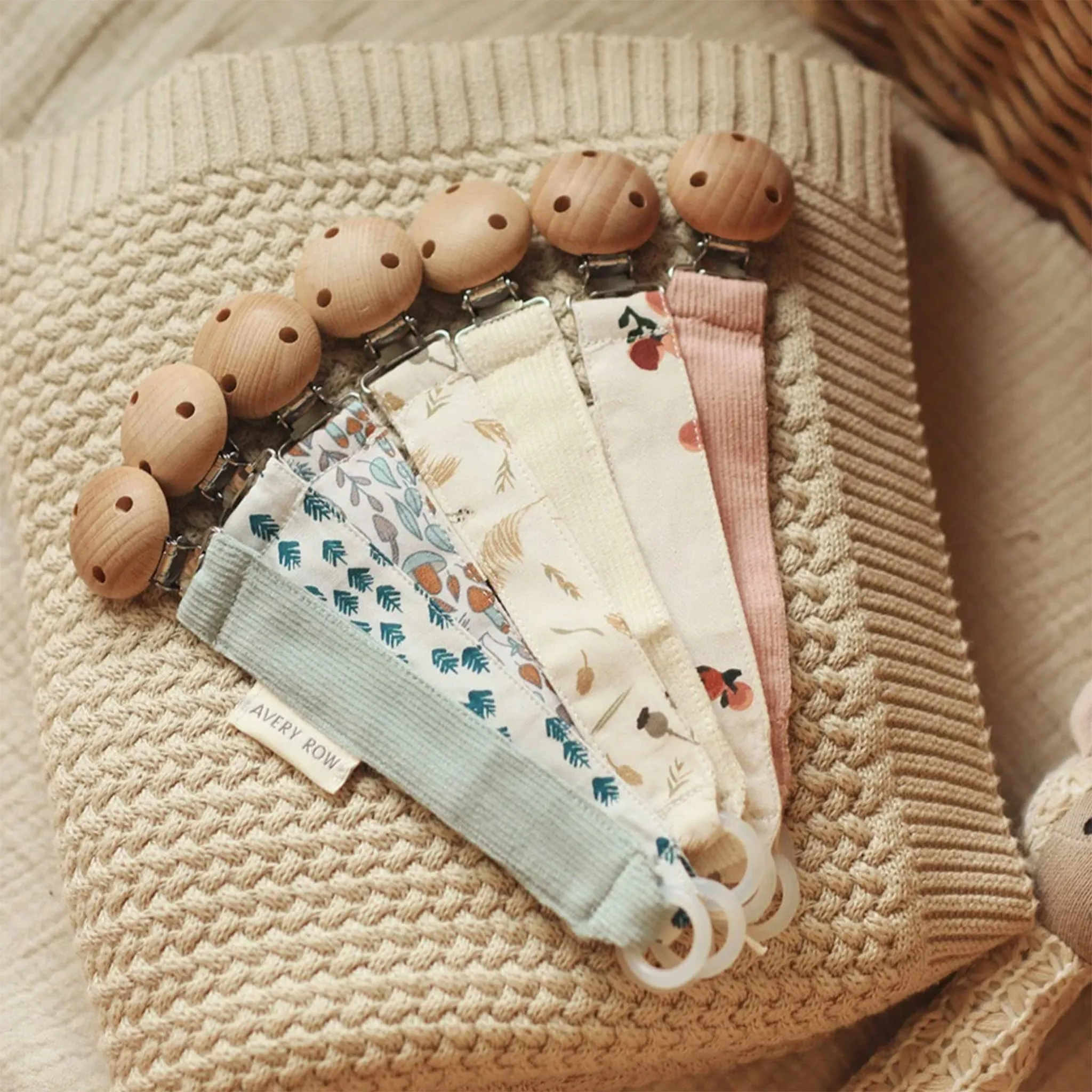 Avery Row Attache-suce - Peaches