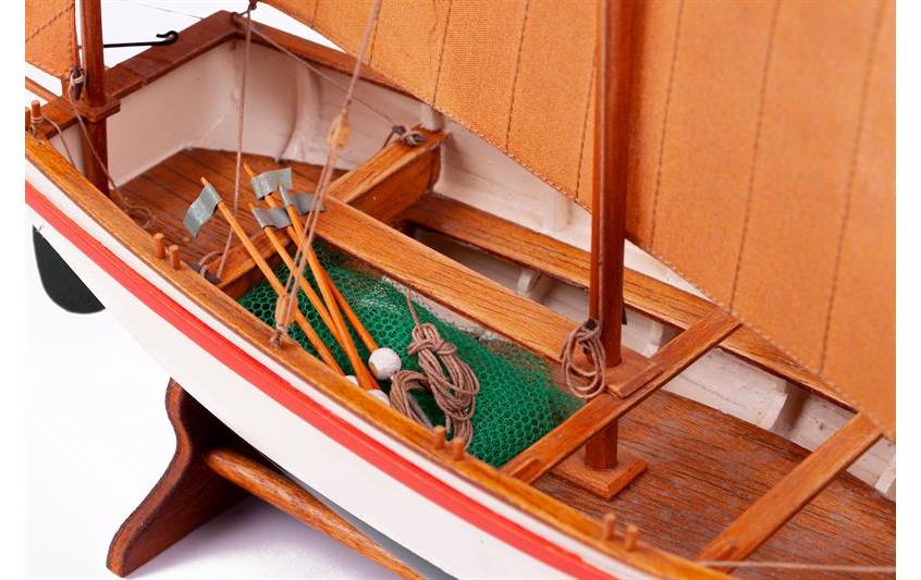 Bausatz Le Bayard 1:30, 525 mmDetaillierter Modellbausatz eines Fischereifahrzeugs