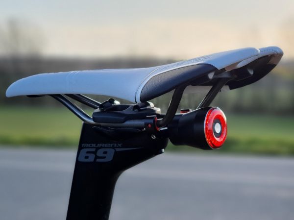 Mixbike GoSmart Baglygte m. Bremselys