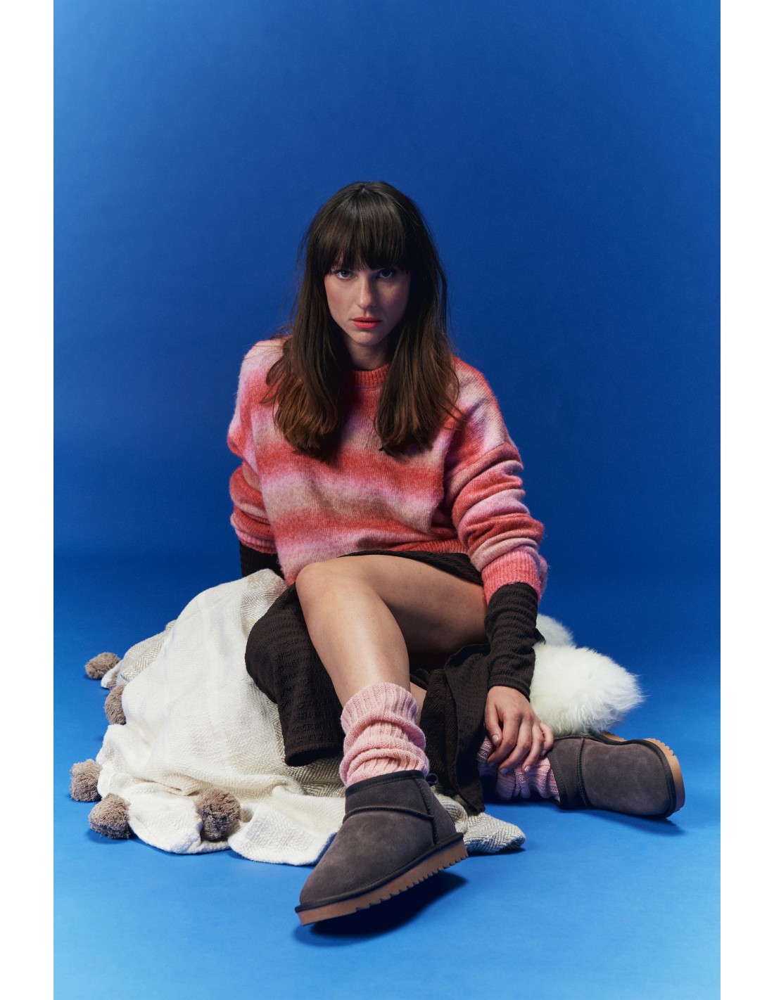 colors of california short winter boot in suede