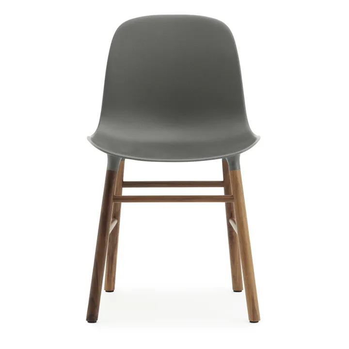 Normann Copenhagen Chaise Form en noyer | Gris