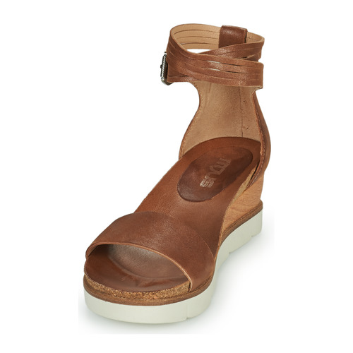 Mjus - TAPASITA Camel