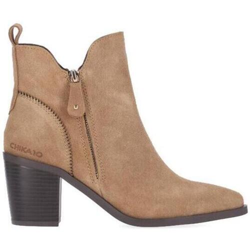 Chika 10 - POLO 01 Beige