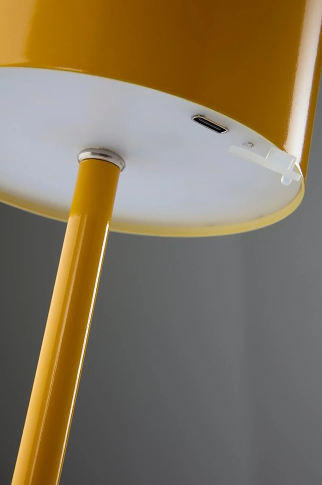 ARA bordlampe LED bærbar