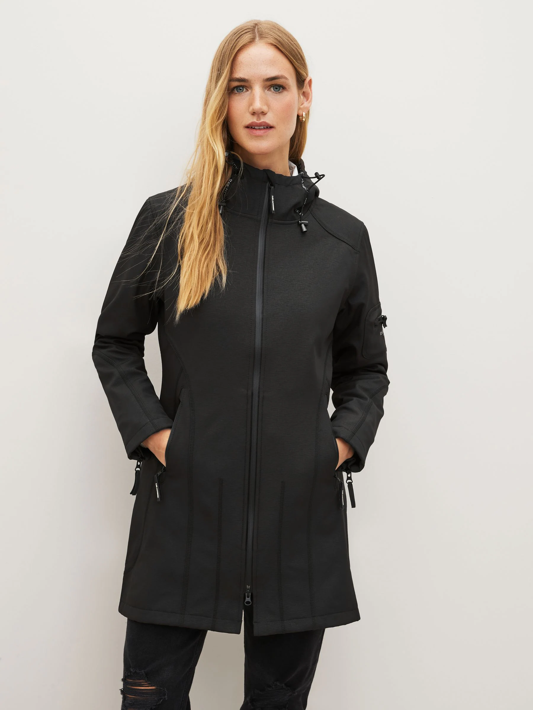 Zwart - Ilse Jacobsen waterdichte functionele softshell regenjas