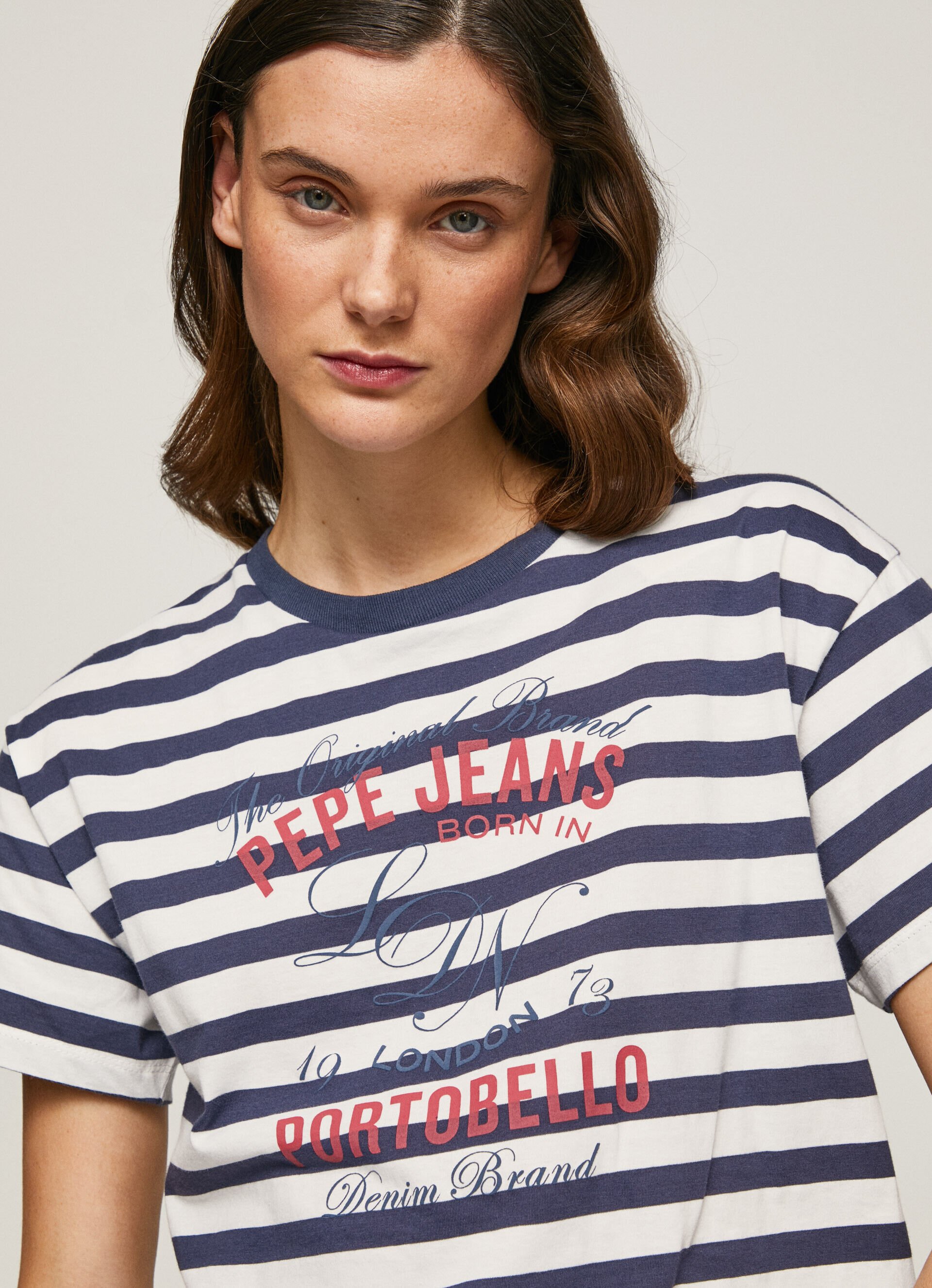 CAMISETA COM ESTAMPA LISTRADA - azul oceano