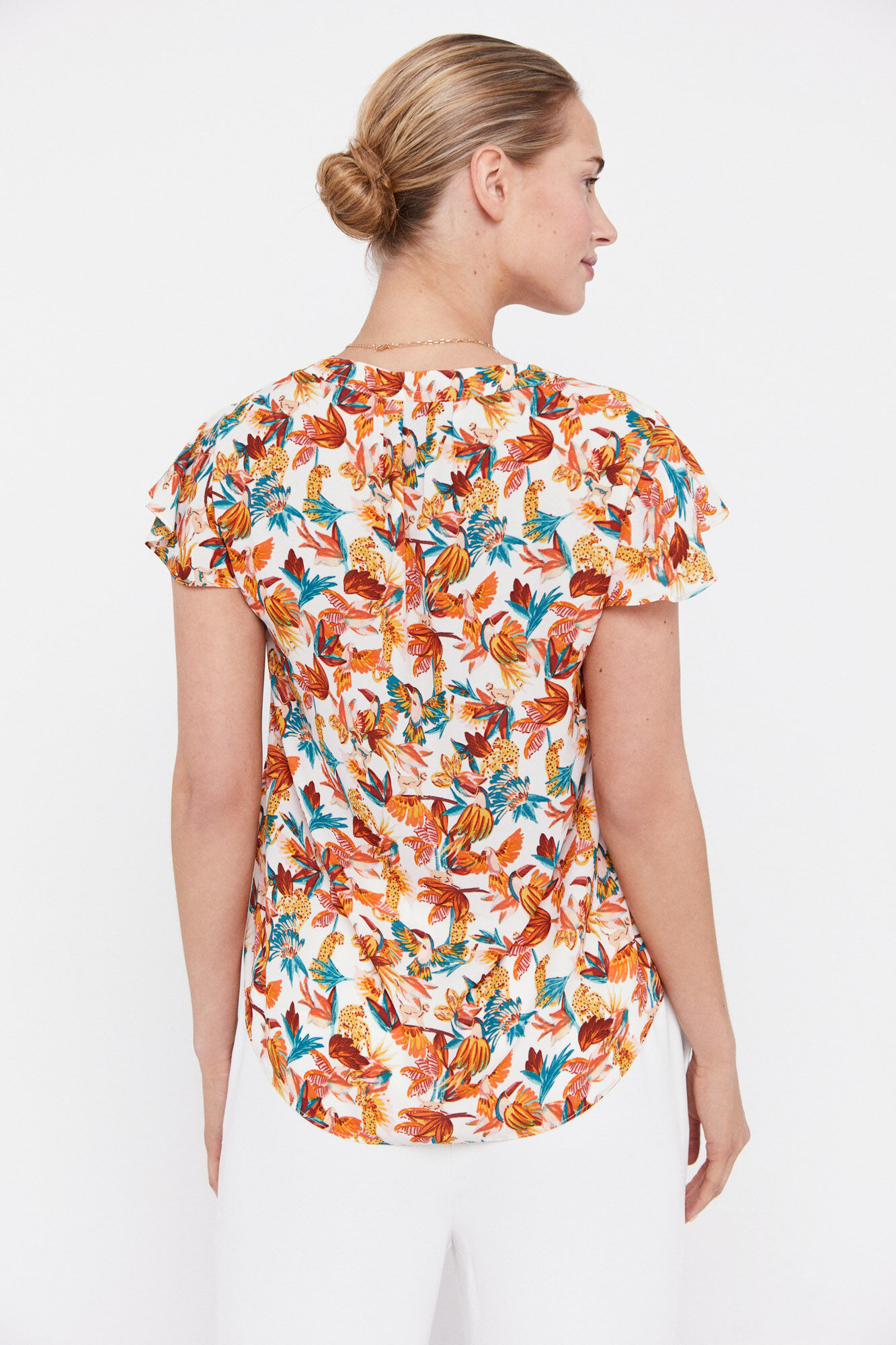 Blusa com mangas franzidas - Estampa branca
