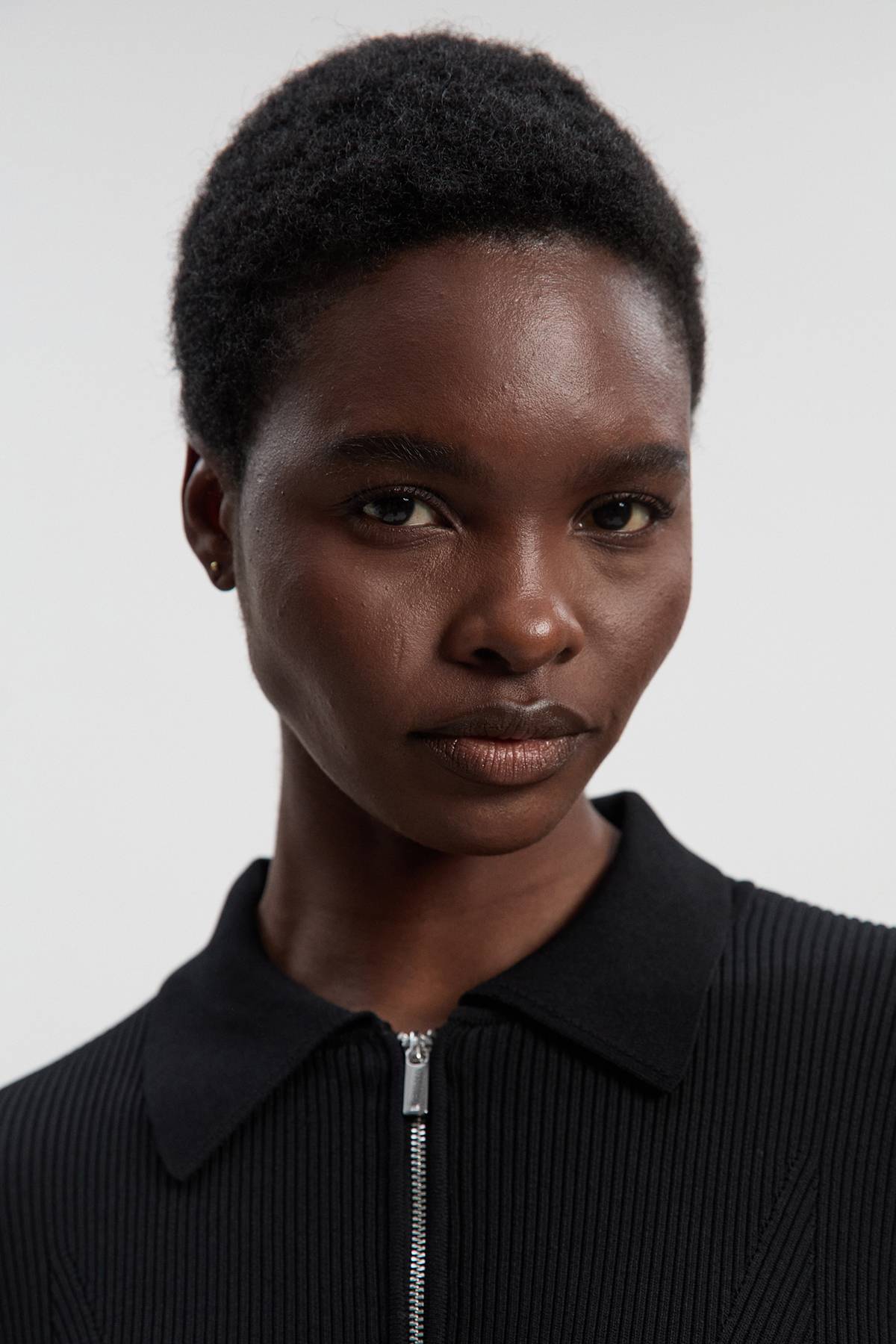 KarenMillen Robe Mini Plissée Tall à Col Zippé en Maille et synthétique