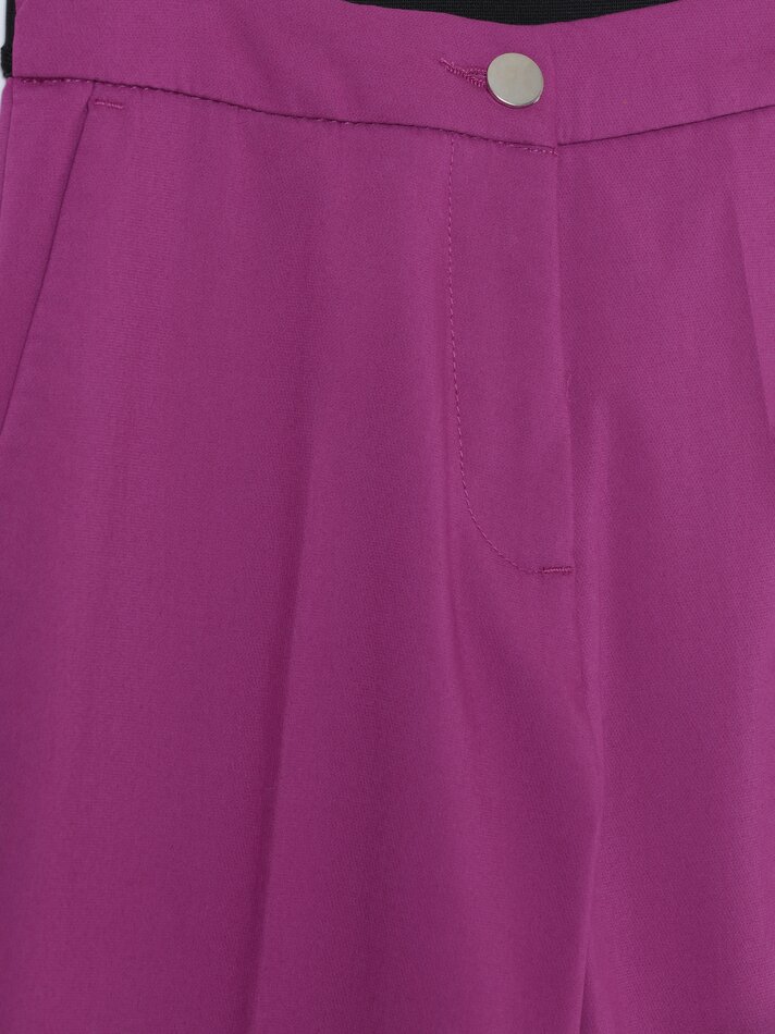 Calças com elástico na parte de trás - Roxo