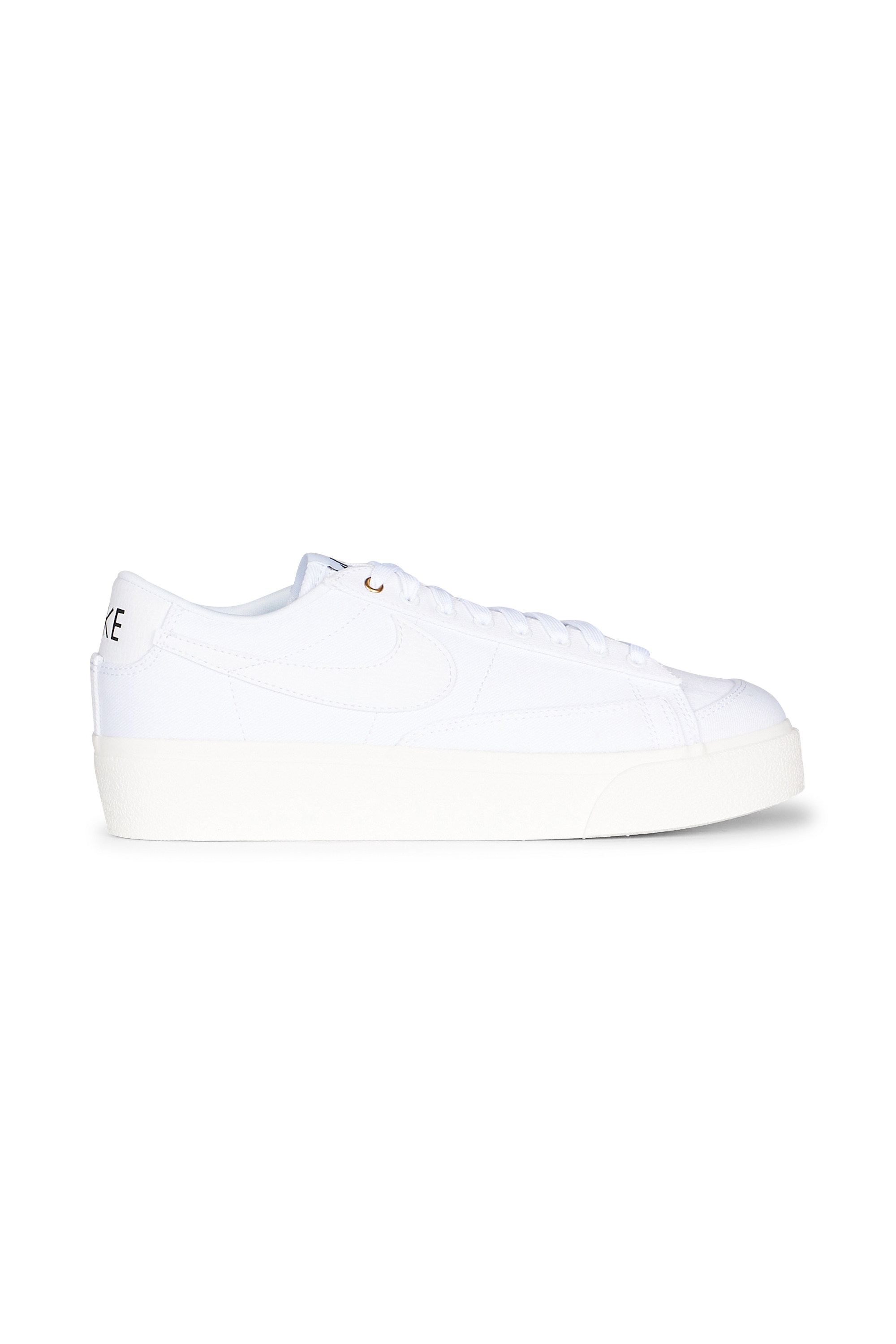 NIKE Baskets BLAZER LOW PLATFORM CNVS Blanc
