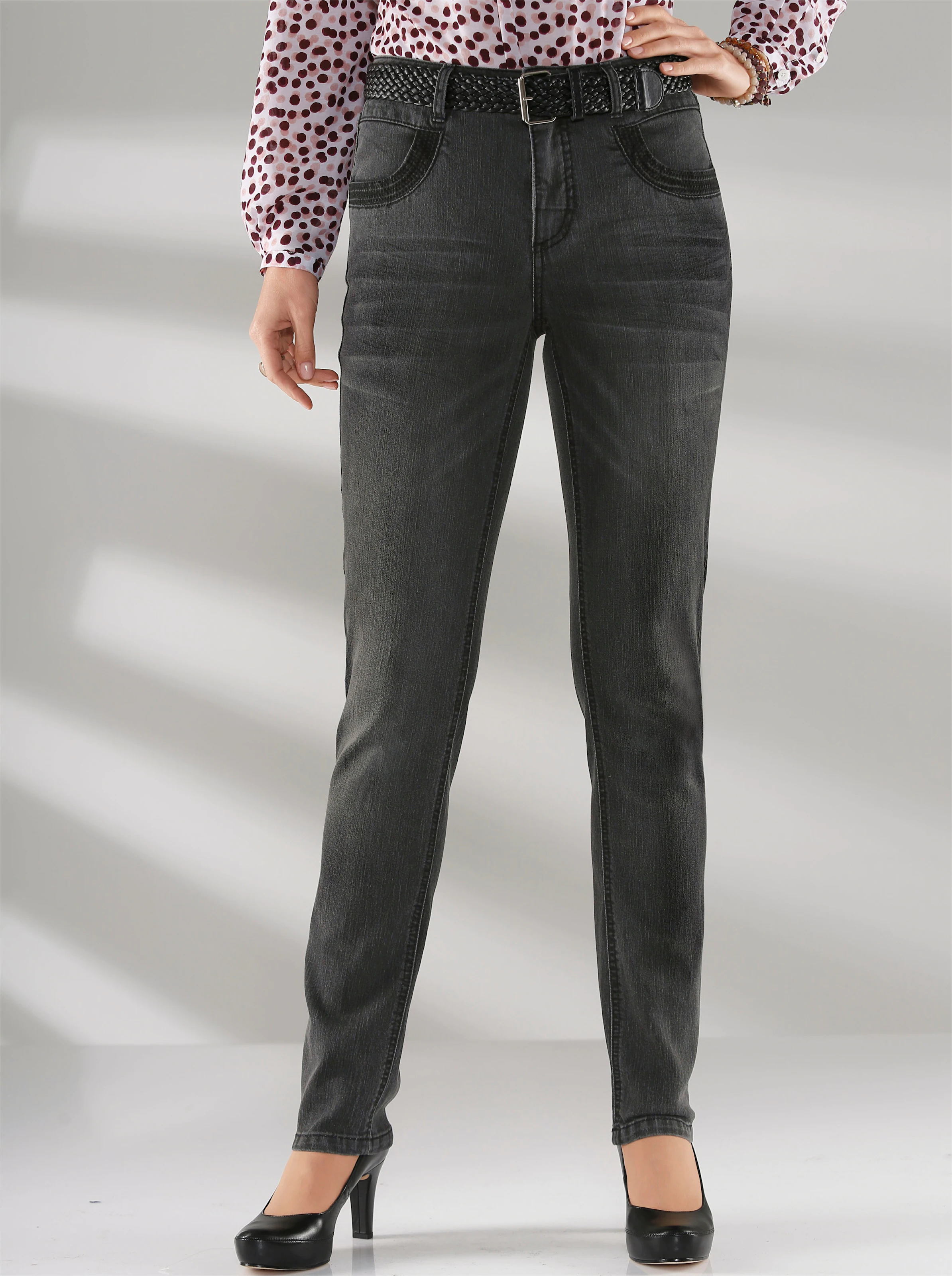Röhrenjeans in anthrazit-denim