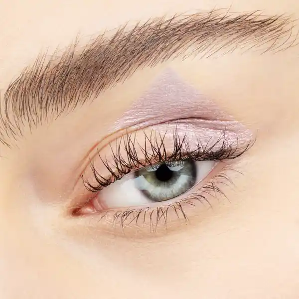 luminous Eye Tint liquid shadow 04 Glazed Candy Cloud